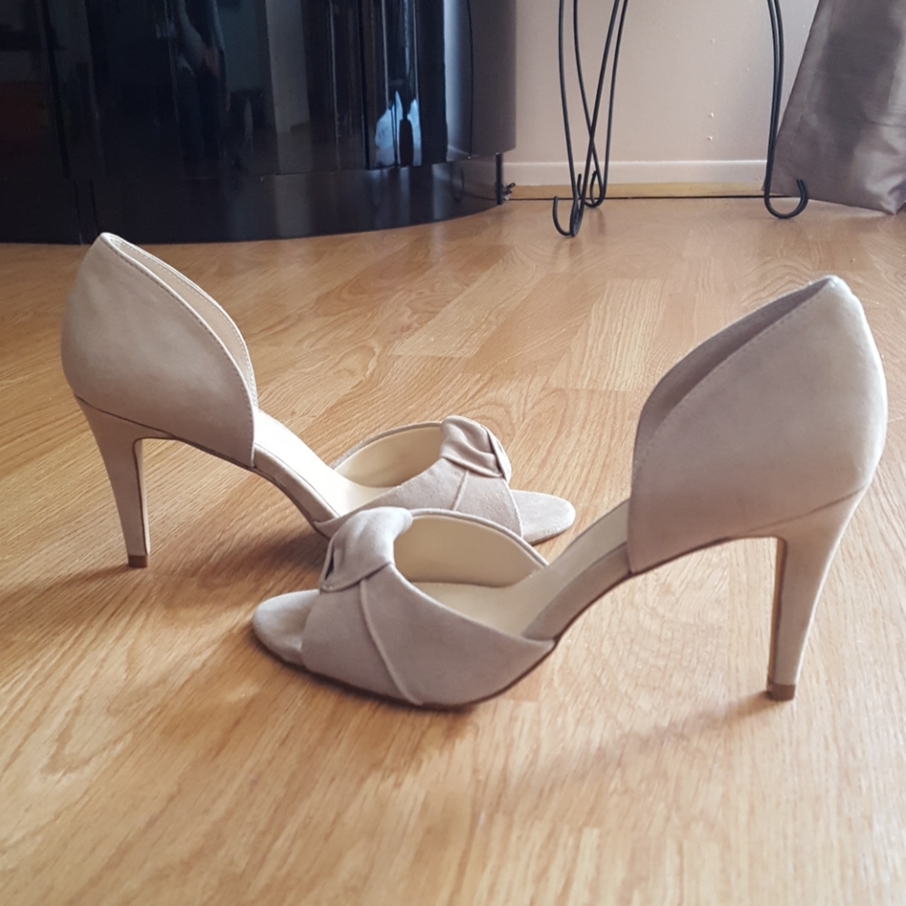 🆕️ Vince Camuto Suede D'orsay Stiletto Heel Shoe